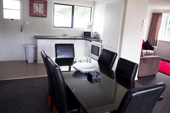 3-Bedroom Family Unit - dining room and kitchen