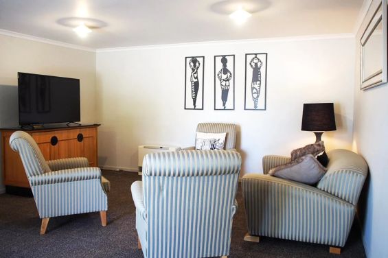 3-Bedroom Family Unit - lounge